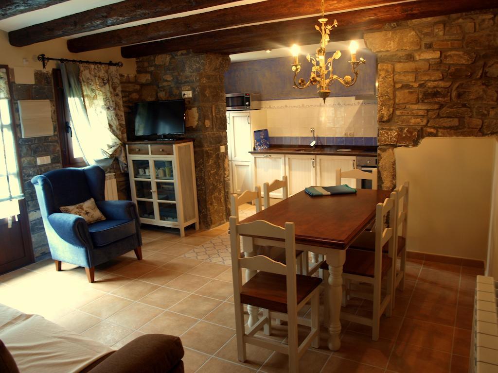 Apartamentos Casa Gallan Sarvisé Rom bilde